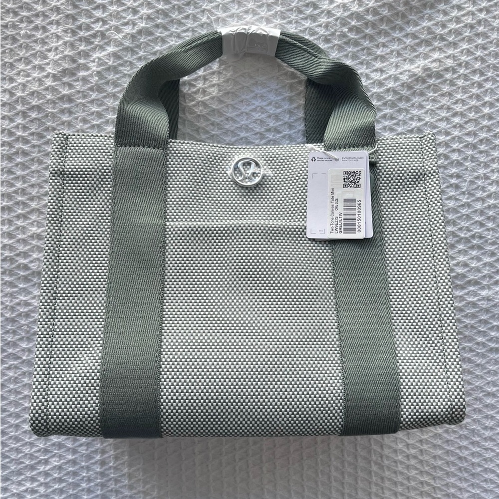 🆕 Lululemon Two-Tone Canvas Tote Mini